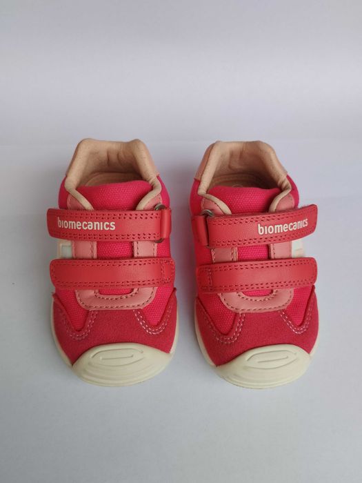 Обувки Biomecanics 19 номер