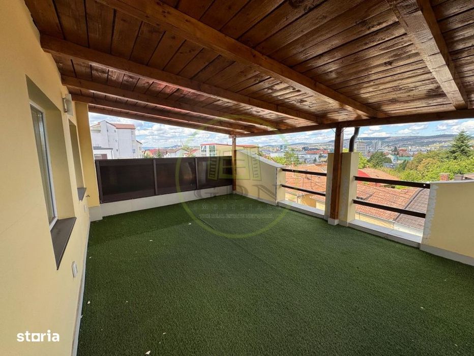 Inchiriere casa pentru birouri + 4 garaje, P-ta Cipariu