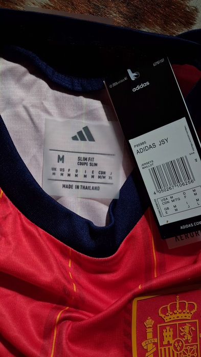 Tricou Spania — Adidas Home Jersey (Roșu/Navy/Auriu)