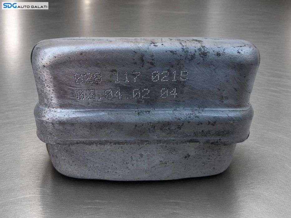 Radiator Termoflot Racitor Ulei Seat Cordoba 6L 1.4 16V Benzina 1.4 TDI 1.9 TDI 2002 - 2009 Cod 028117021B [N8621]