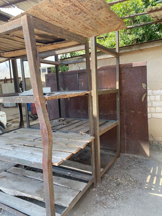 Стеллажи металлические