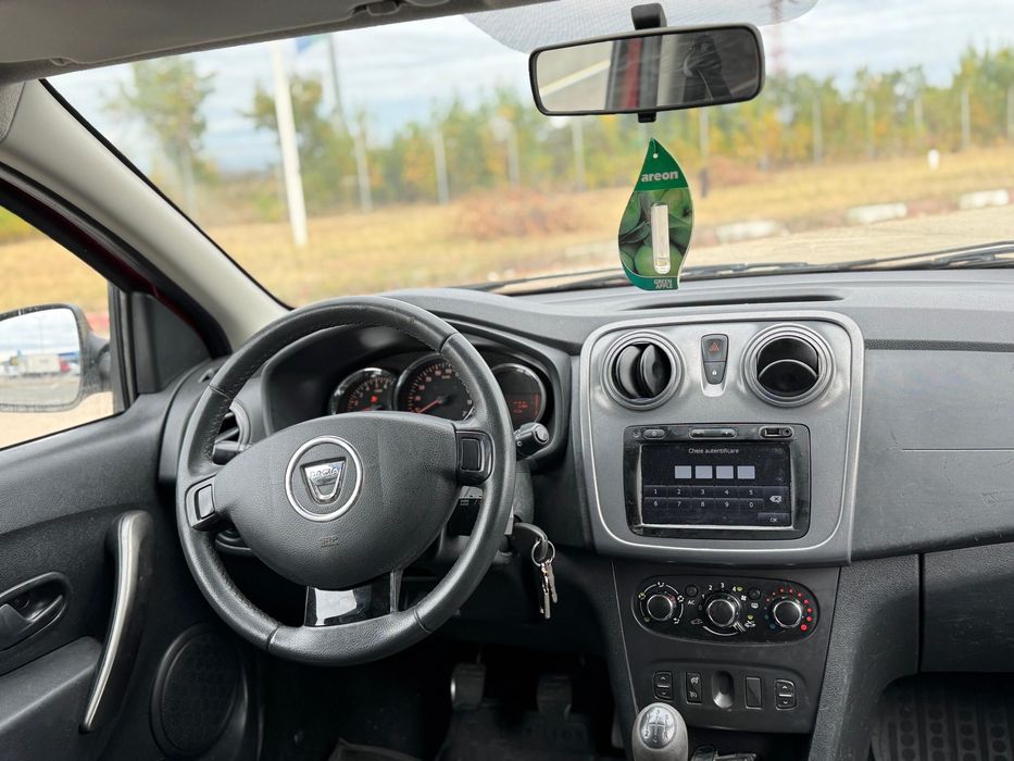 Vand Dacia Sandero STEPWAY / 0.9 Benzina 90 cp / EURO 5 / 2013