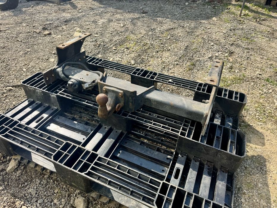 Оригинален теглич за бус/камион Iveco/Ивеко Daily