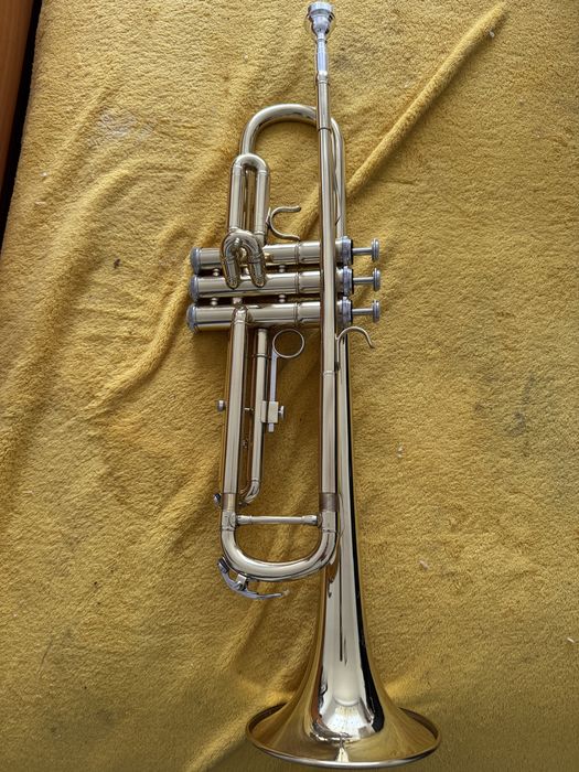 Trompeta de vanzare slade , Made in USA  semi profesionala