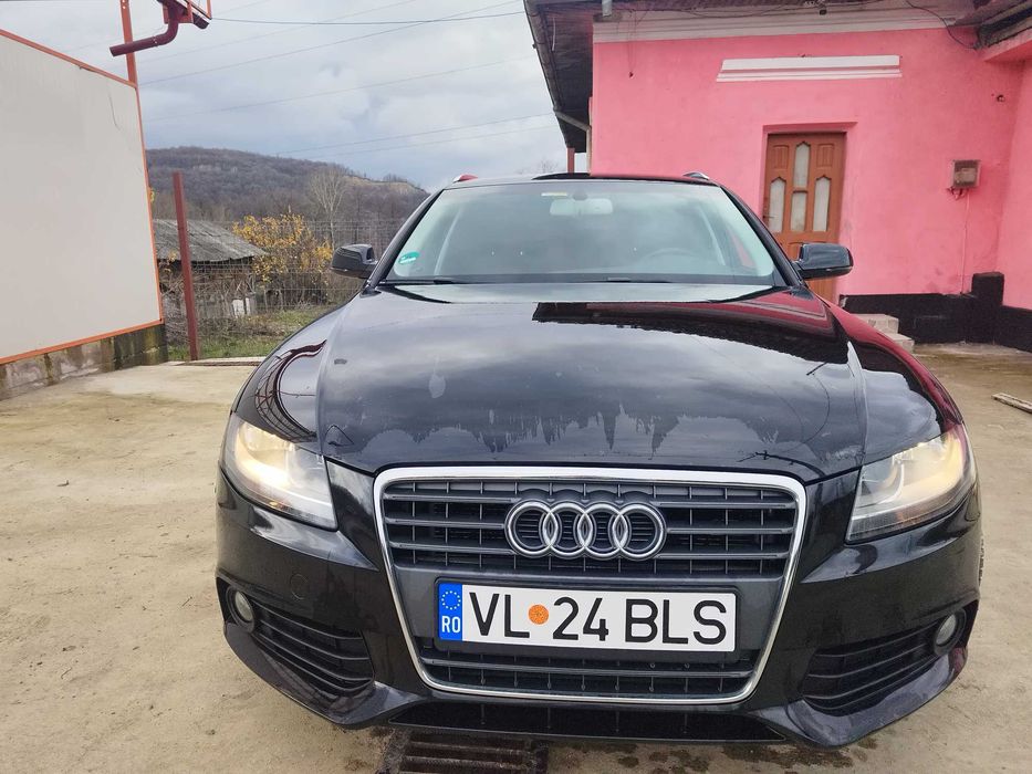 Audi A4  2.0 tdi 2012 pe acte!