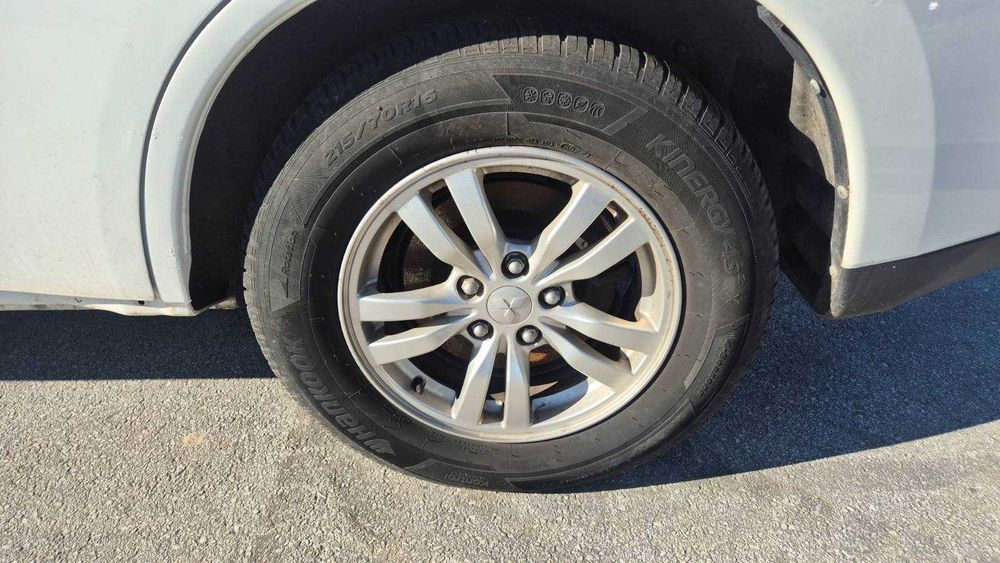 Mitsubishi Outlander 2014г 2.2DI-D 4x4-на части