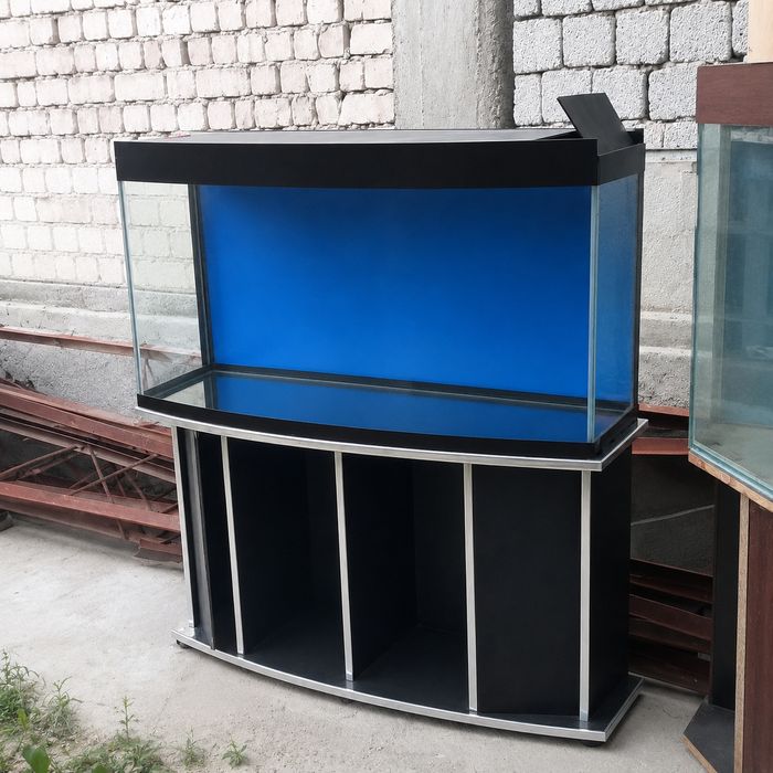 Аквариум сотилади