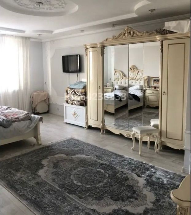 Спальний гарнитур