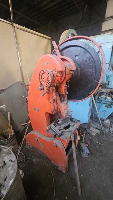 Советский штамповочный пресс 60 тонн (эксцентриковый) Штамп Ташкент