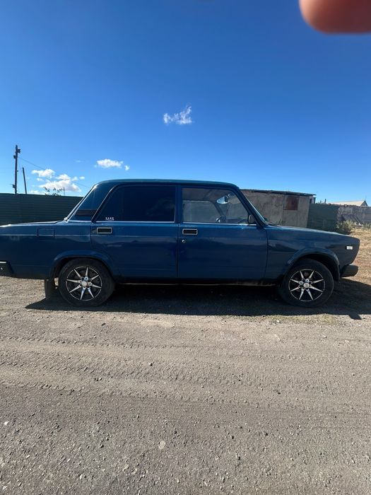 Продам автомобиль Жигули 2107