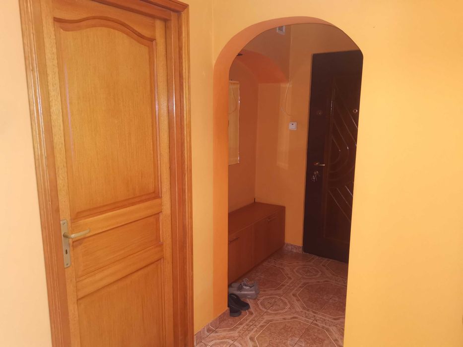 Apartament 2 camere DE INCHIRIAT