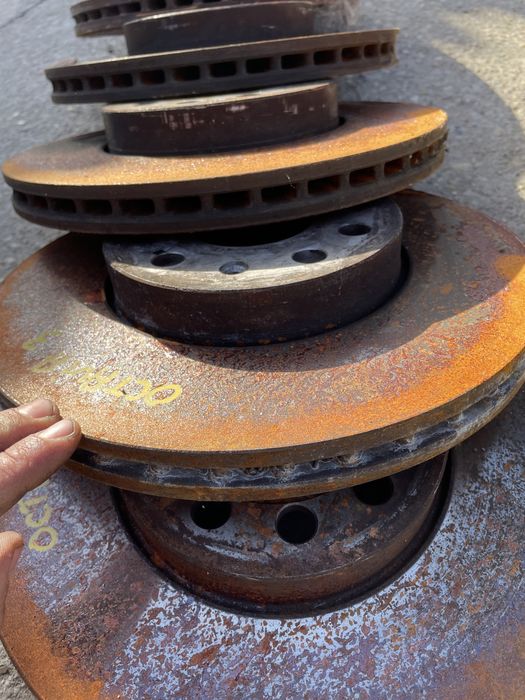 Set discuri frana fata spate Volkswagen golf 7 passat b8 octavia 3