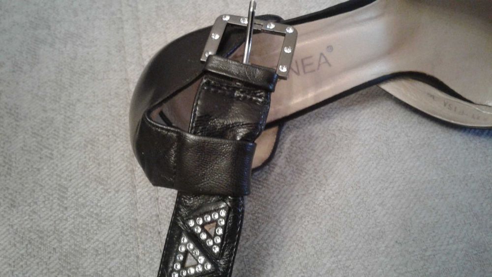 Продам туфли кожаные Италия