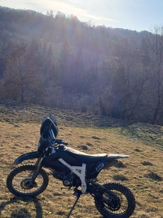 Cross 125cc 4t  motor în 4 trepte