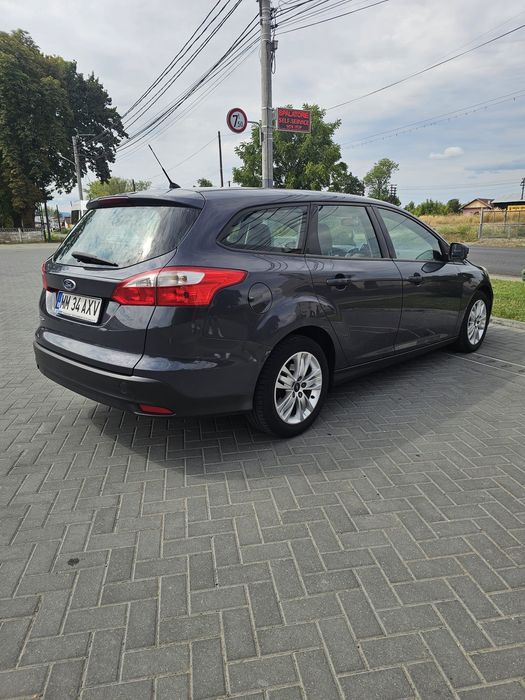 FORD Focus 2013 — imagine 4