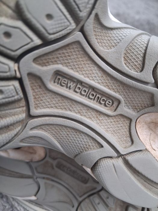 NEW  BALANCE маратонки , номер 35