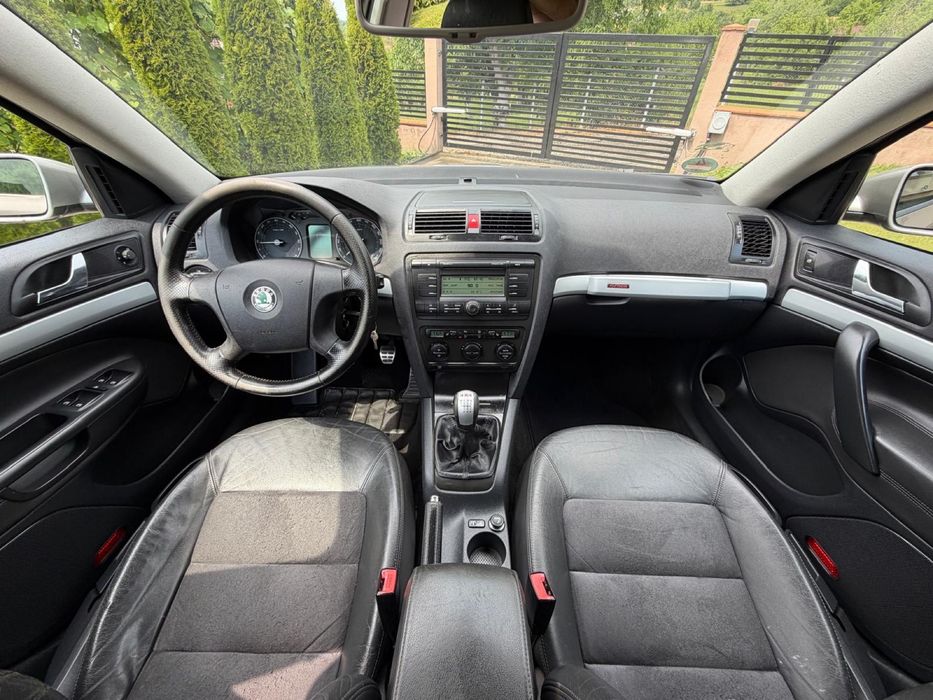 Skoda Octavia Scout 4x4 Xenon/Carlig/Climatronic/Alcantara/2.0 Diesel/2008