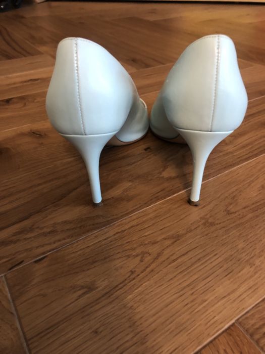 Продам  Туфли  женские