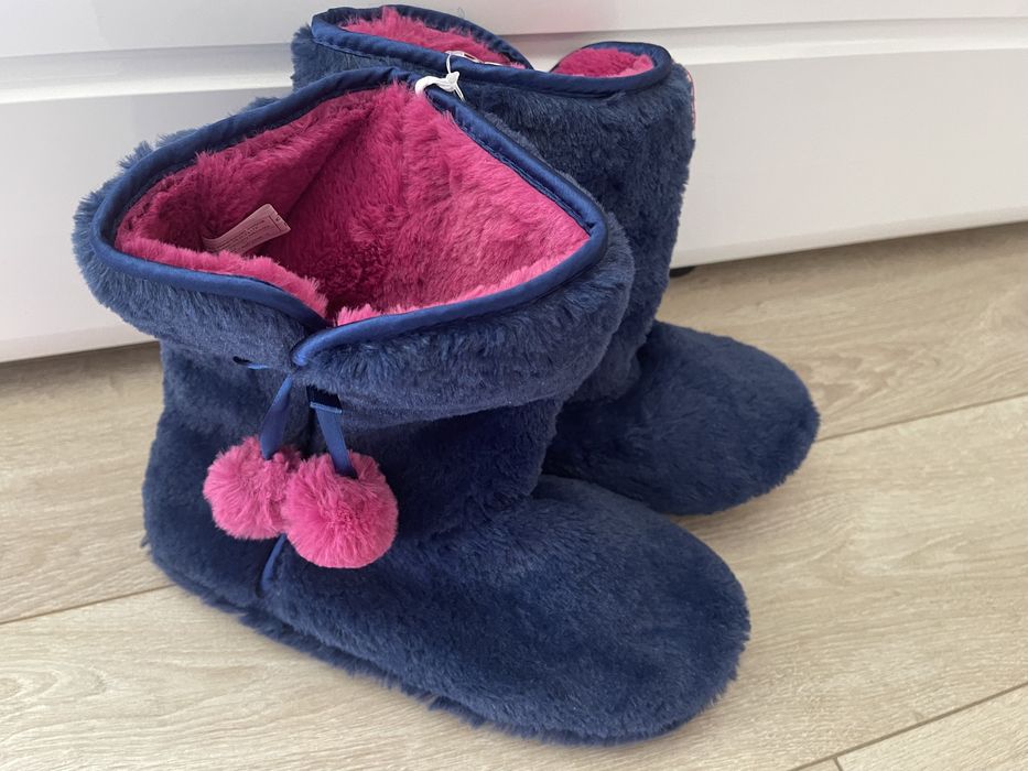 Пантофи плюшени