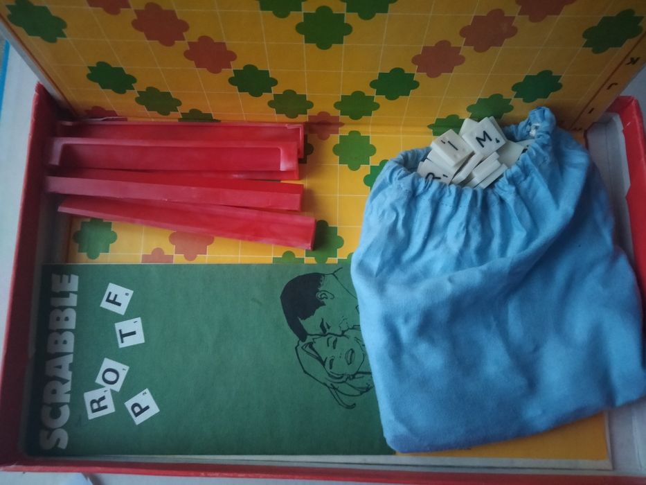 Joc pt. copii "Scrabble"