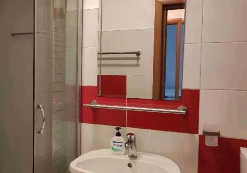 Дава се под наем Едностаен апартамент в Пловдив, Център - 40 кв.м за 183.6 € - Снимка #2