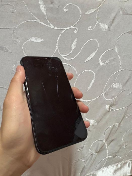iPhone 11 128/100