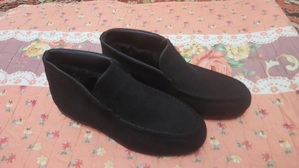 Обувь 39го и 40го размера.