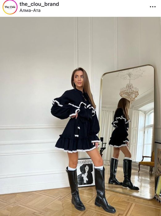 Платье с кружевами Новое