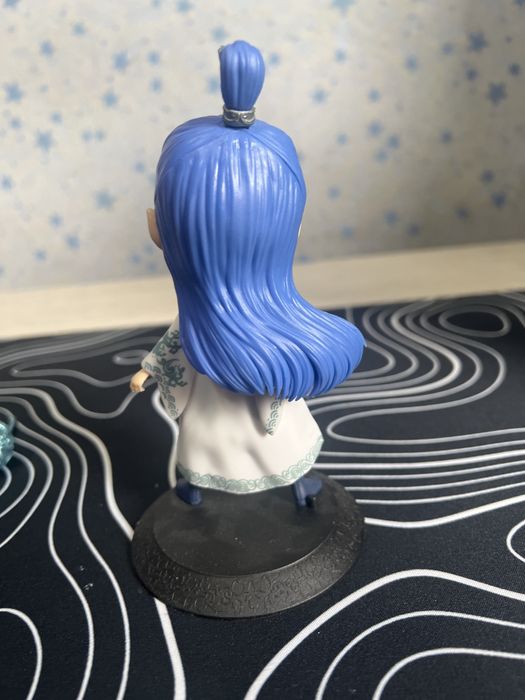 70 тысяч одам фигурку