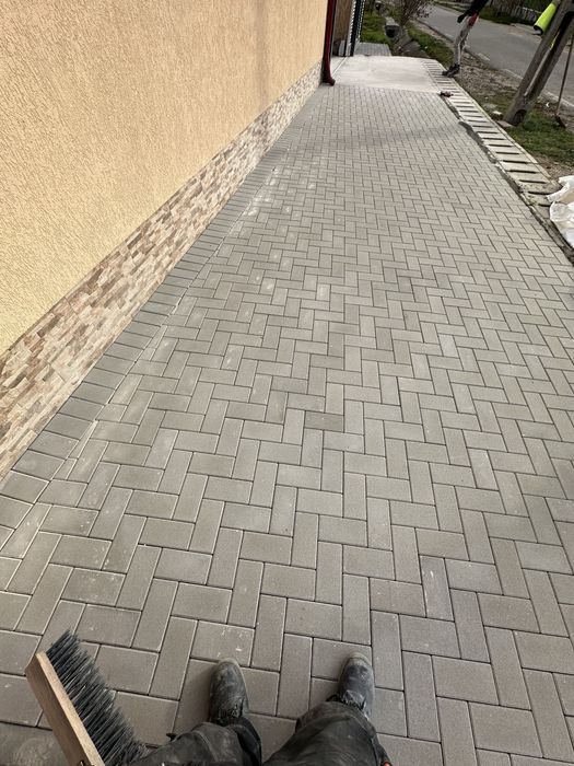 Amenajrii curtii! PAVAJE