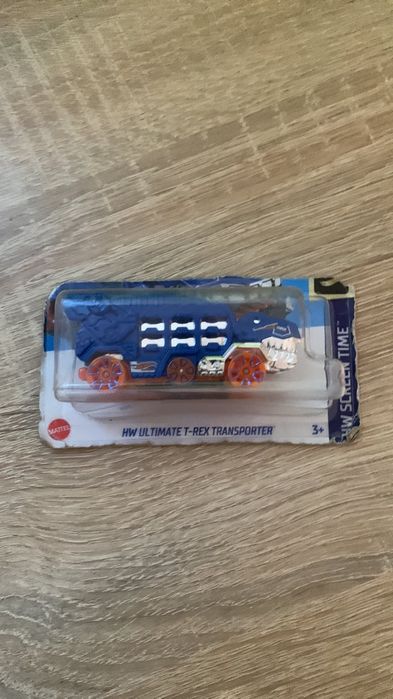 HW ULTIMATE T-REX transporter