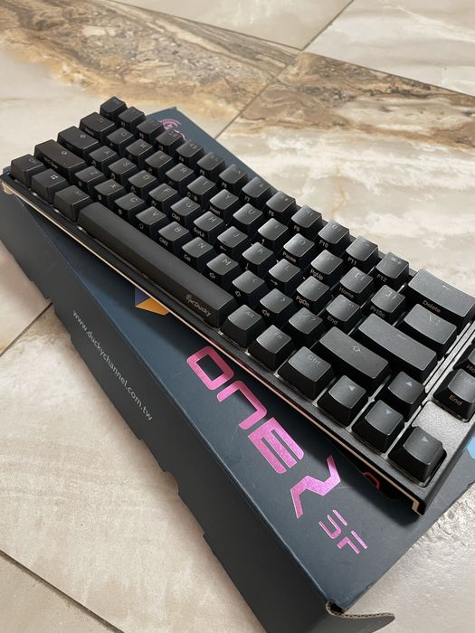 Клавиатура Ducky One 2 SF