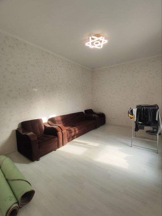 Участок Азербайджанский центр 1.2 сотки 3 комнаты. Новый коттедж