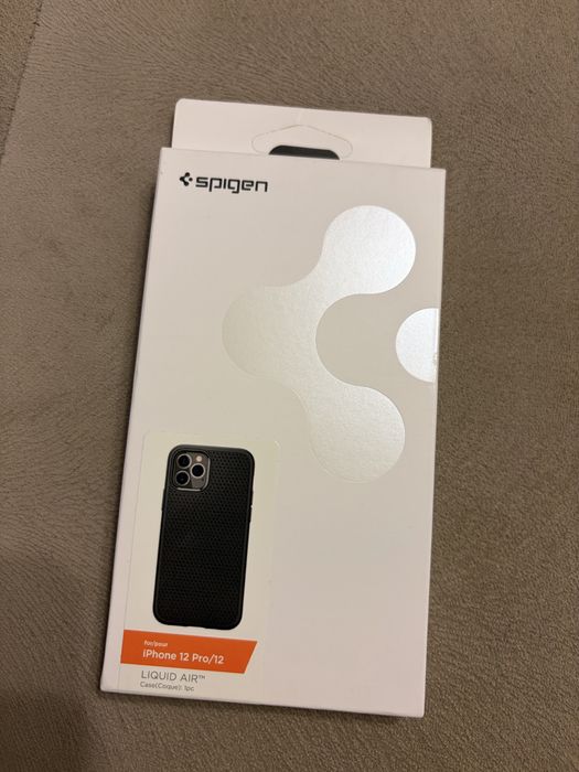 Husa Spigen Liquid Air iPhone 12/12 pro