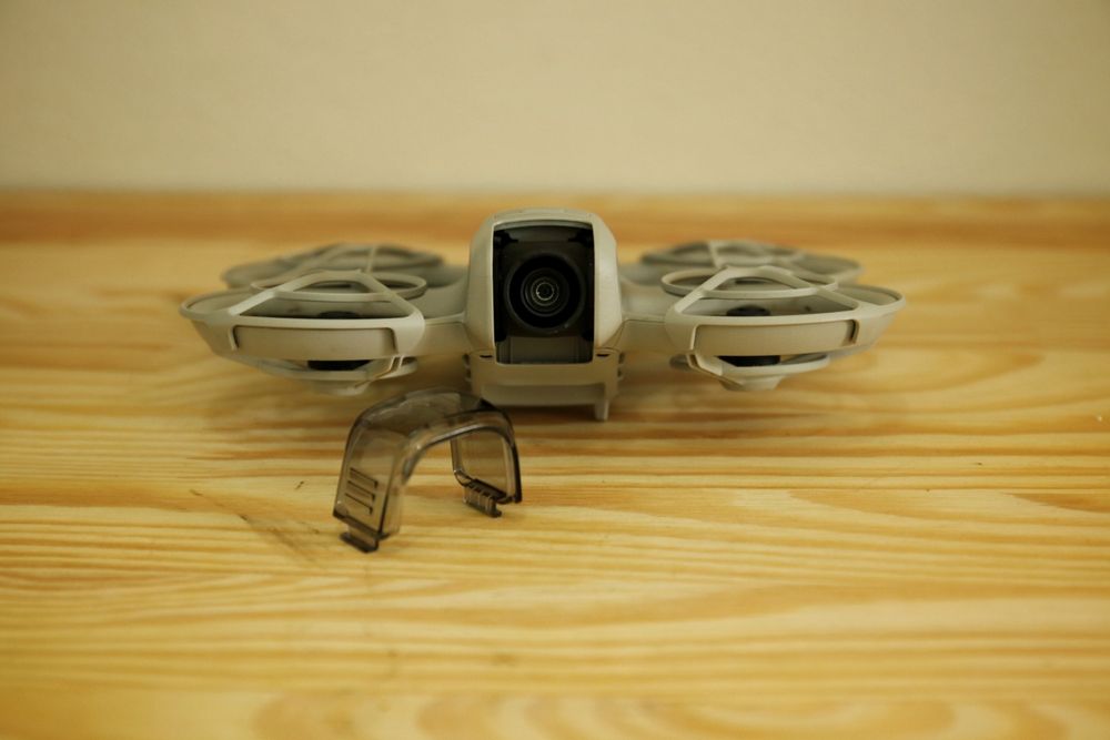 Drona DJI NEO Fly More Combo