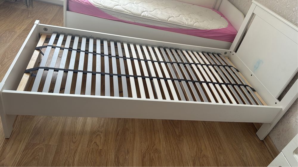 Продам кровать односпальную