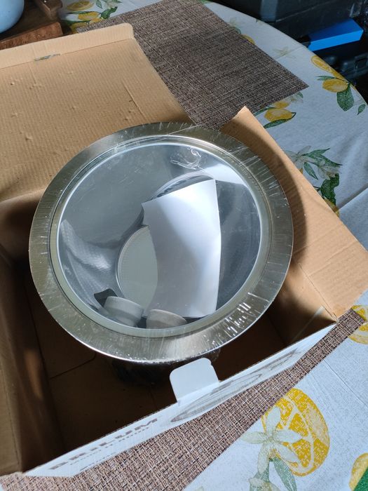 Lampi diferite modele noi