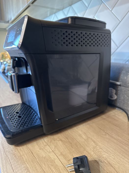Espressor Philips LatteGo EP2230