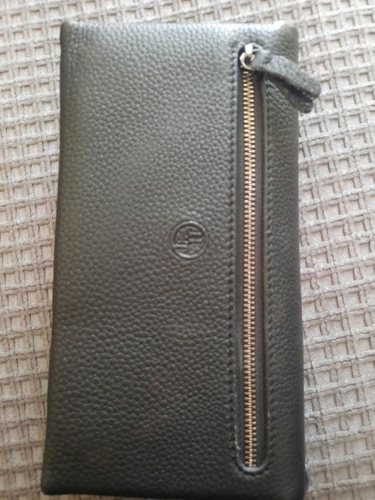 Продам портмоне кожа.