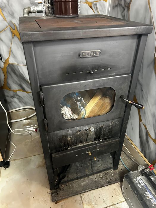 Камина на твърдо гориво 15 +3 кв