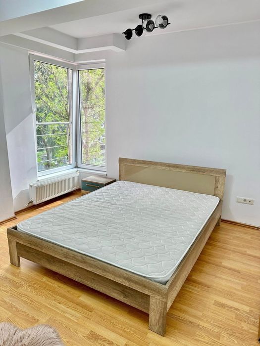 Inchiriez Apartament cu 2 camere zona Andrei Muresanu