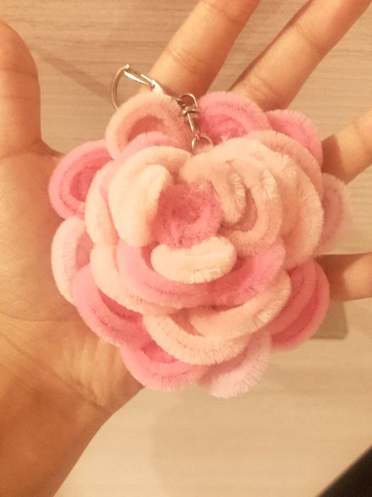 Брелки из синельной проволоки