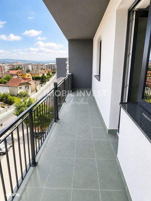 Apartament 2 camere plus balcon de 9,60 mp, bloc nou, parcare, 80.500E — fotografia 1