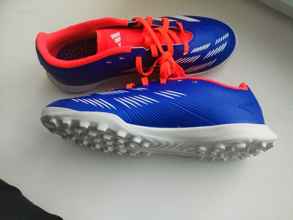 Сороконожки Adidas predator новые
