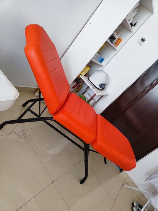 Кушетка косметологическая