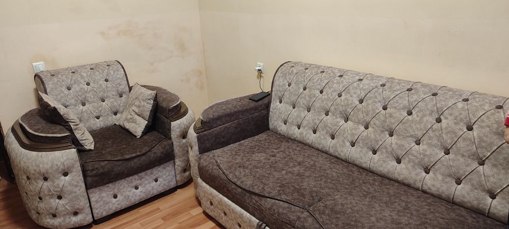 Диван и кресло мебель