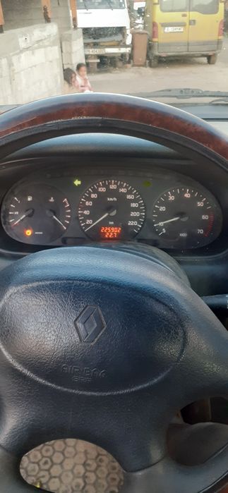 рено меган 1.6 reno megan 1.6 бенэин  на части