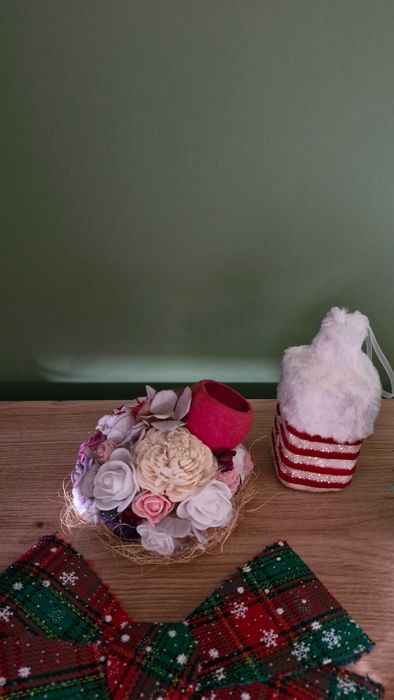 Коледна украса и играчки за елха