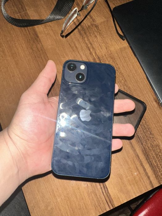 Iphone 13 синий с коробкой, первый владелец