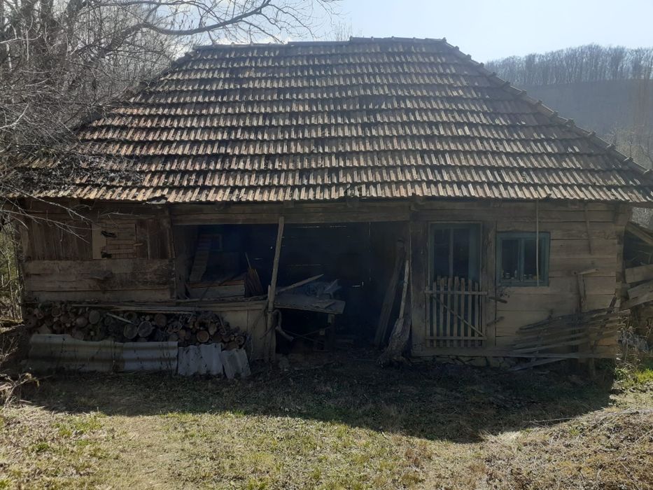 Casă de vânzare la munte